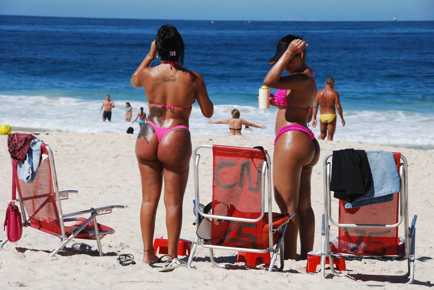 A dreamlike trip to Brazil: beach vendors at Copacabana.